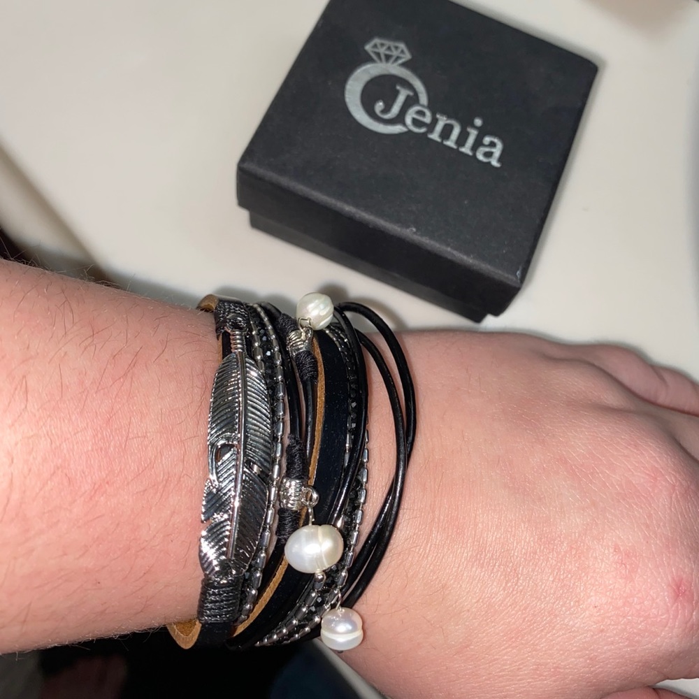 Jenia wrap bracelet